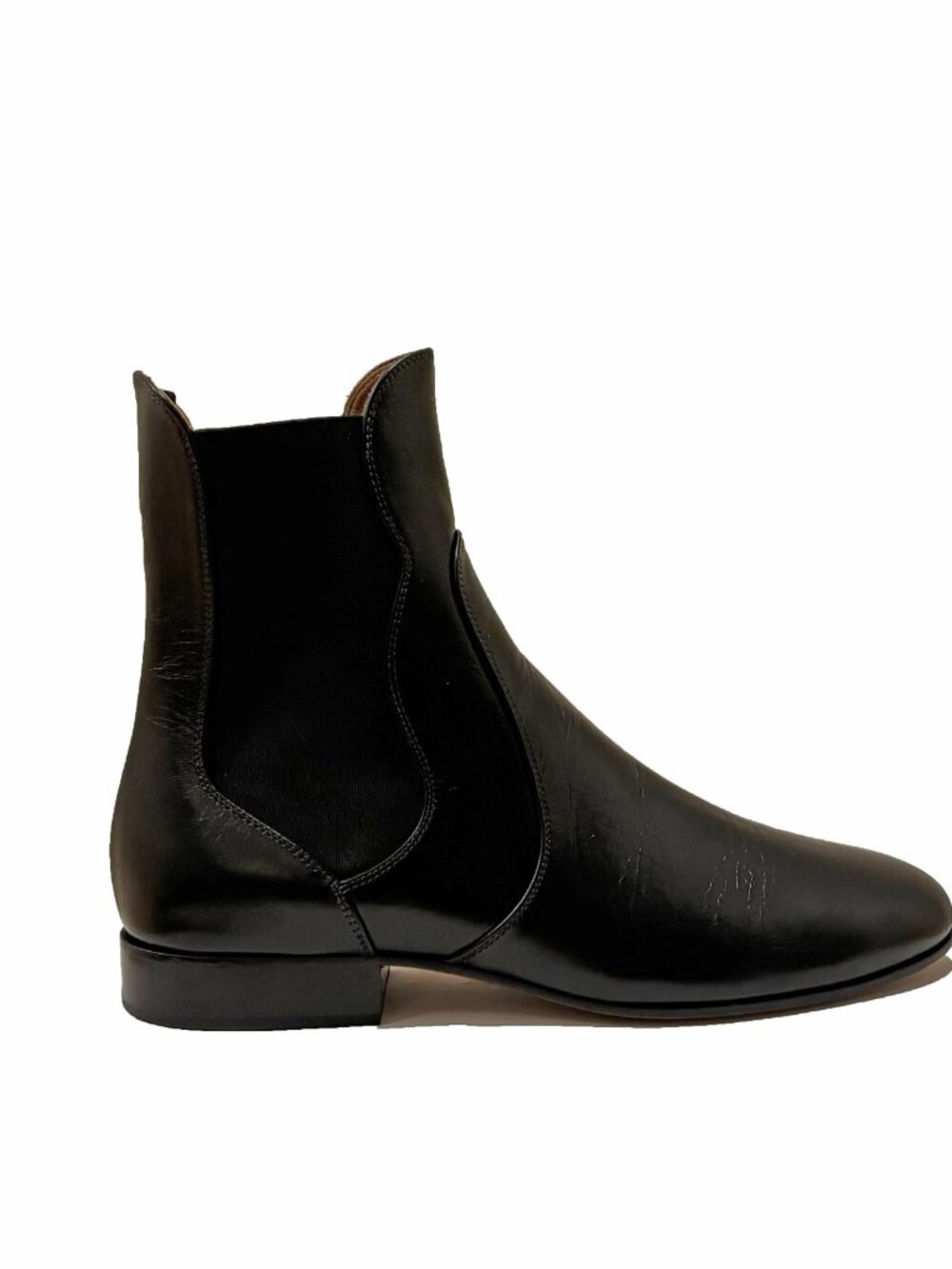 NWT Chloé Black Smooth Leather Flat Chelsea Ankle Boots with Box
